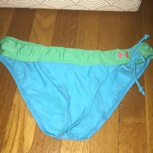 NWOT under armour bottoms